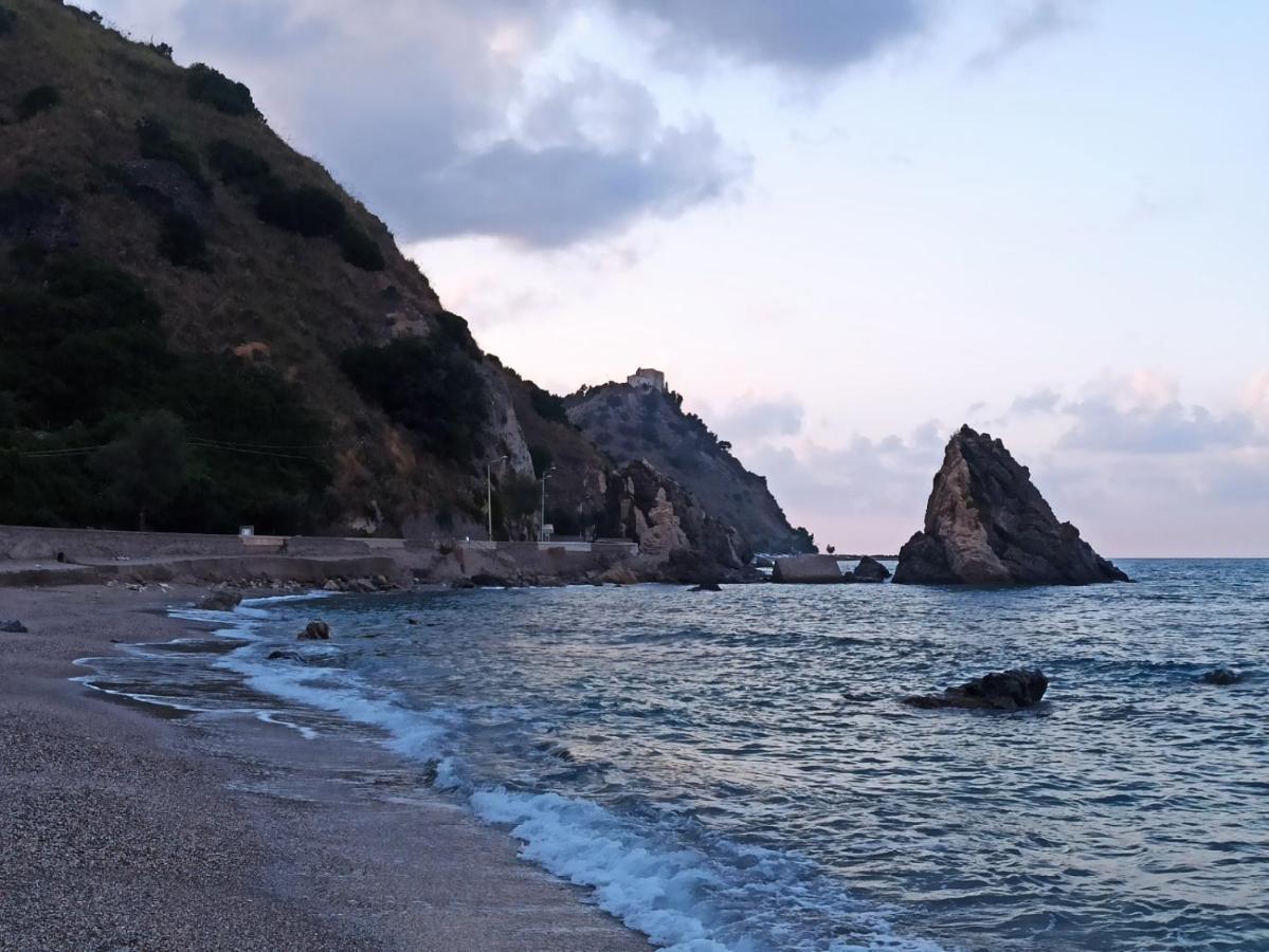 B&B Del Centro Capo dʼOrlando Eksteriør bilde